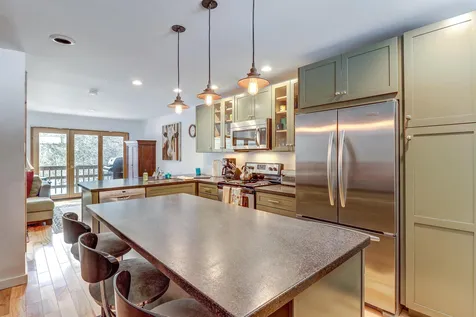 232 Grand Hollow Road Warren VT 05674