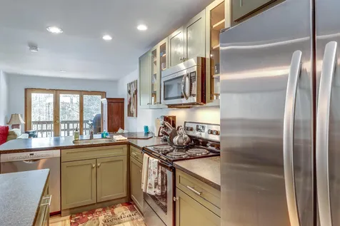 232 Grand Hollow Road Warren VT 05674