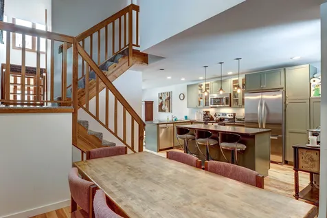 232 Grand Hollow Road Warren VT 05674