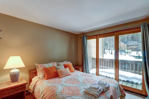 232 Grand Hollow Road Warren VT 05674