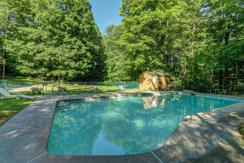 232 Grand Hollow Road Warren VT 05674