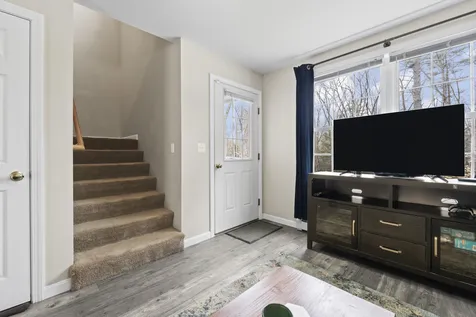 17 Hemlock Road Barnstead NH 03218