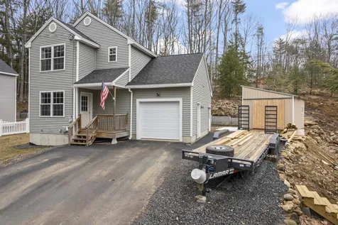 17 Hemlock Road Barnstead NH 03218