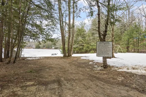 17 Hemlock Road Barnstead NH 03218