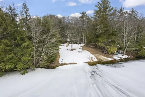 17 Hemlock Road Barnstead NH 03218