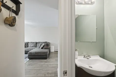 17 Hemlock Road Barnstead NH 03218