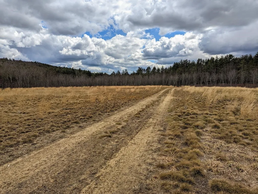 Bound Tree Road Hopkinton NH 03229