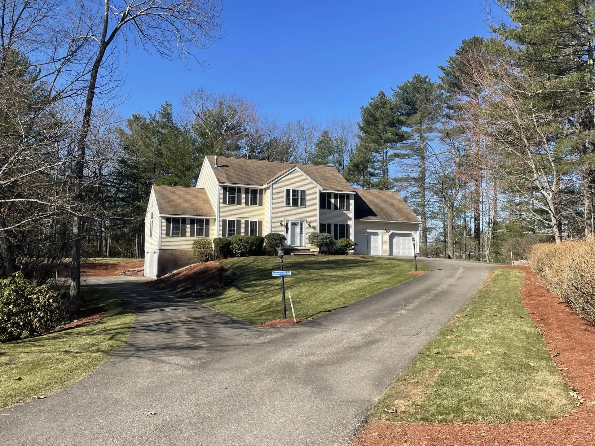 5 Hancock Drive Londonderry NH 03053