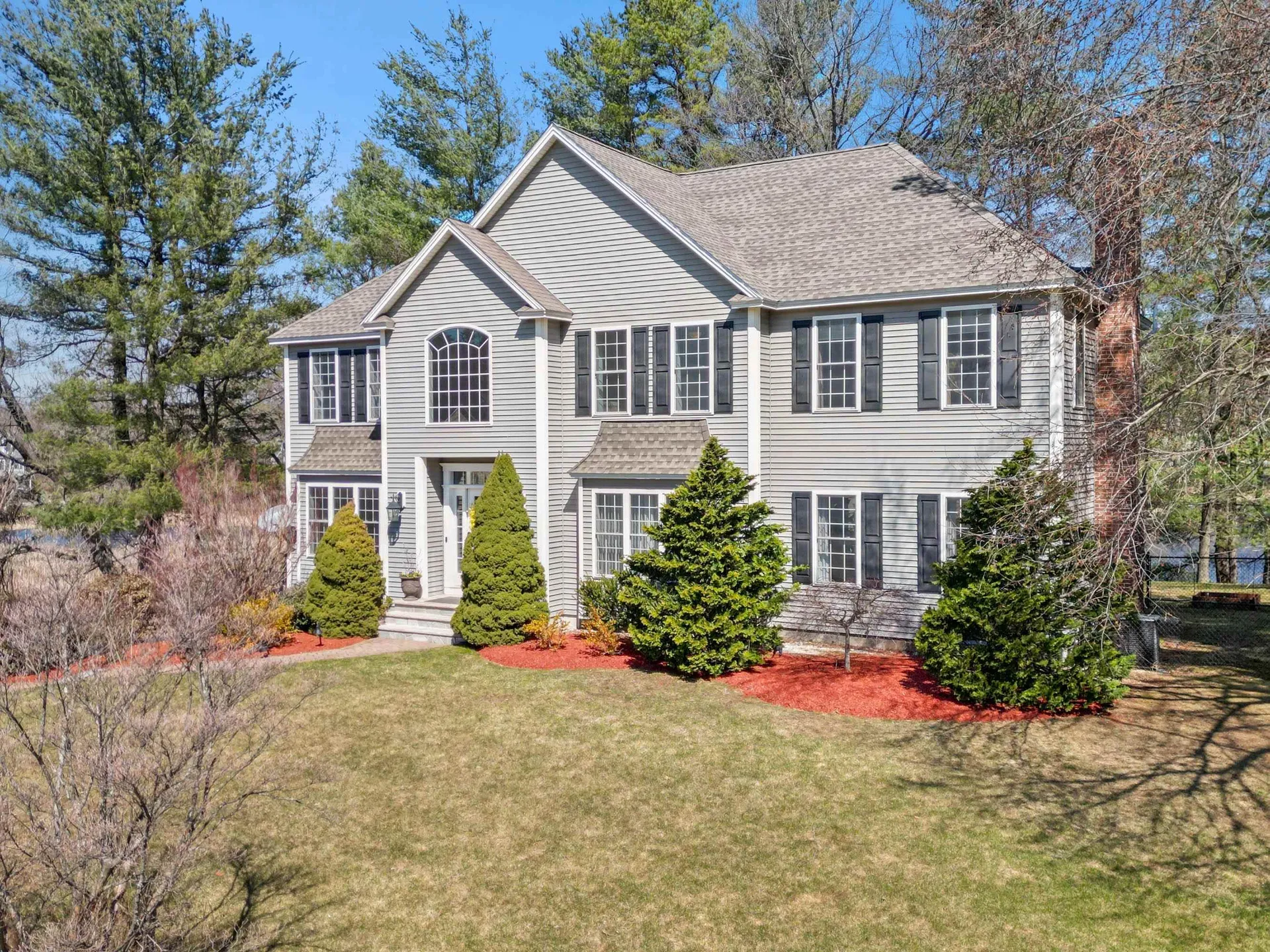13 Melissa Circle Pelham NH 03076