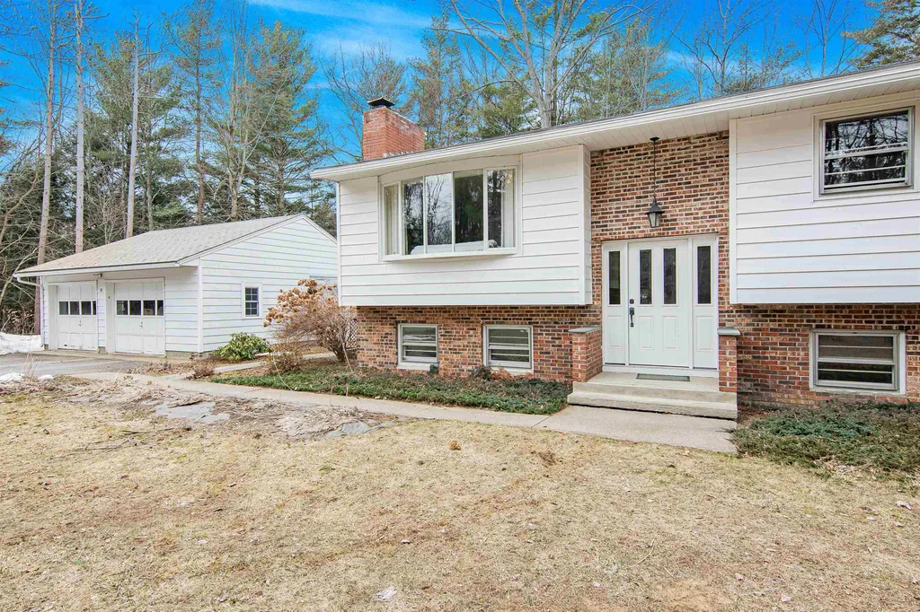 38 Shady Lane Williston VT 04595