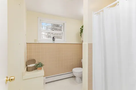 38 Shady Lane Williston VT 04595