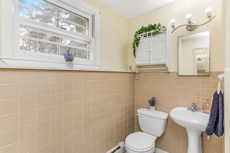 38 Shady Lane Williston VT 04595