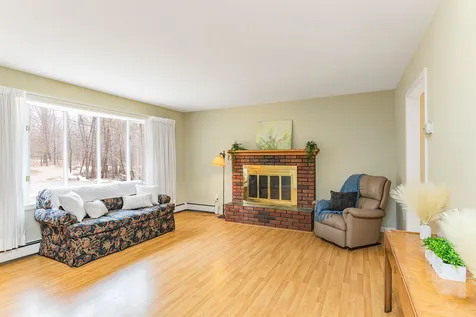 38 Shady Lane Williston VT 04595