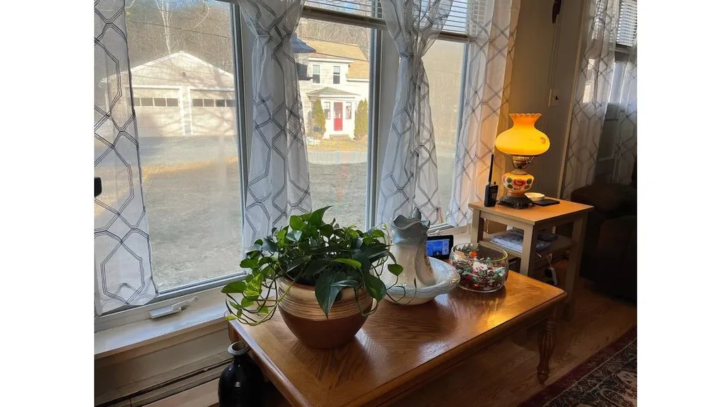 39 Maple Street Enfield NH 03748