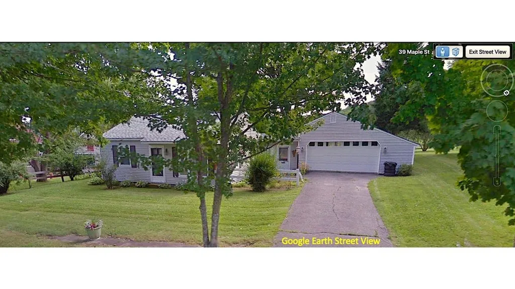 39 Maple Street Enfield NH 03748