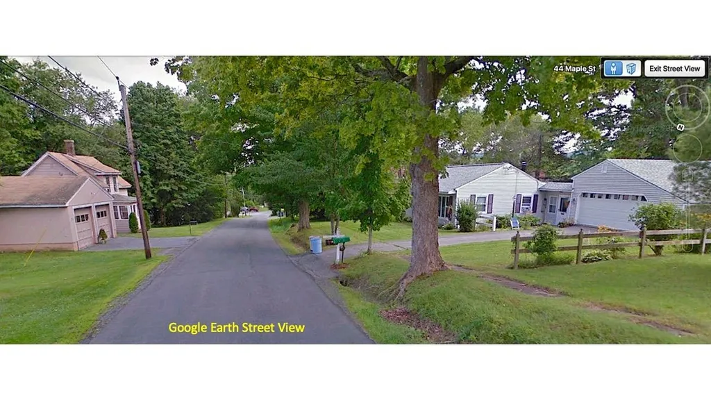 39 Maple Street Enfield NH 03748