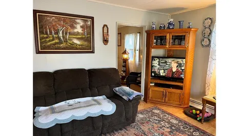 39 Maple Street Enfield NH 03748