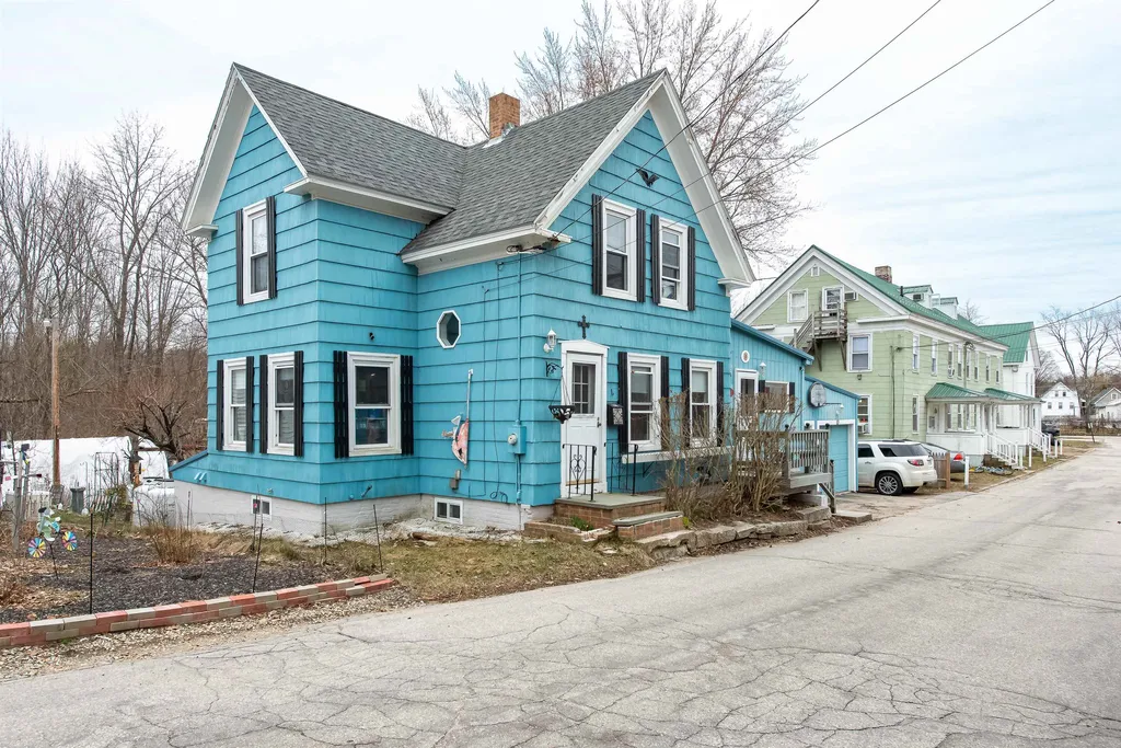 15 Worster Street Farmington NH 03835