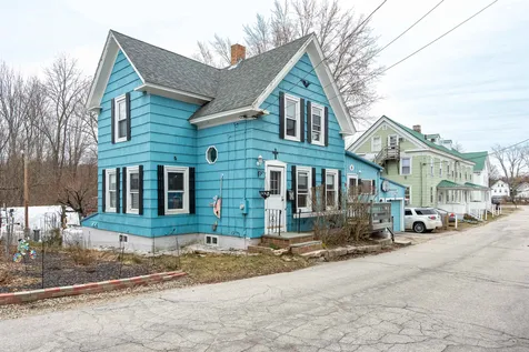 15 Worster Street Farmington NH 03835