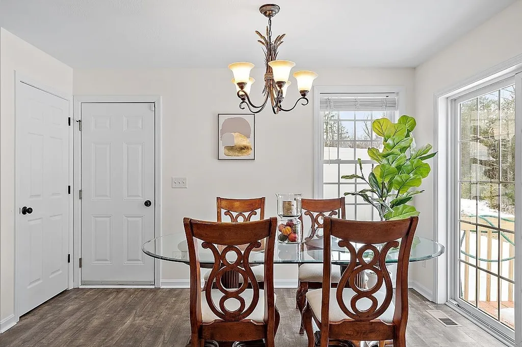 51c Cheney Lane Danville NH 03819