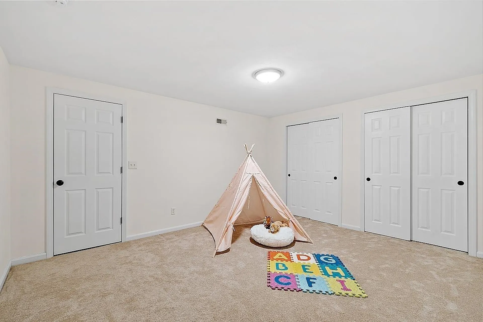 51c Cheney Lane Danville NH 03819