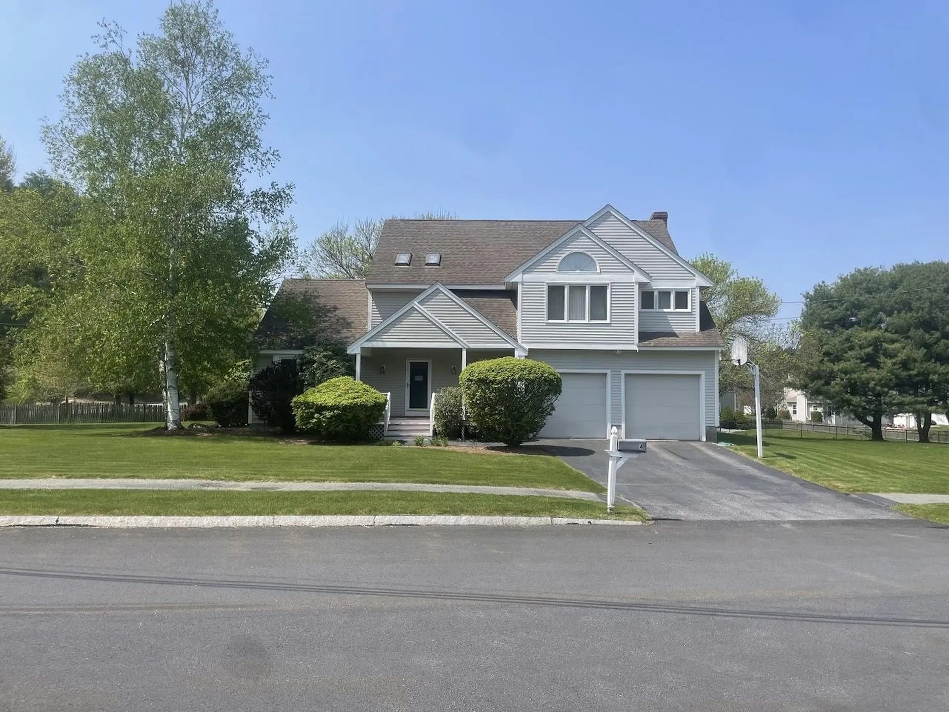 4 Dion Lane Nashua NH 03062