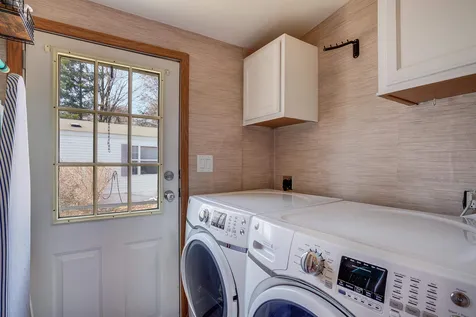 128 Dartmouth Circle Newmarket NH 03857