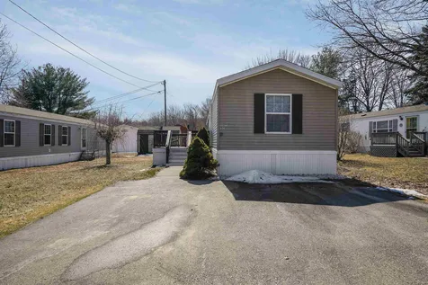 128 Dartmouth Circle Newmarket NH 03857
