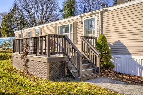 128 Dartmouth Circle Newmarket NH 03857