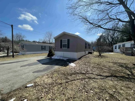 128 Dartmouth Circle Newmarket NH 03857
