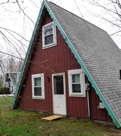 1 E Bluff Highlands Road Meredith NH 03253
