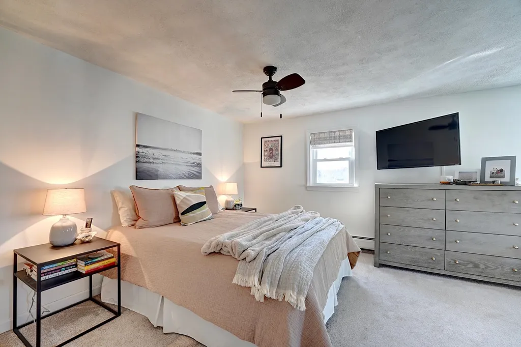 16 Ocean View Avenue Rye NH 03870