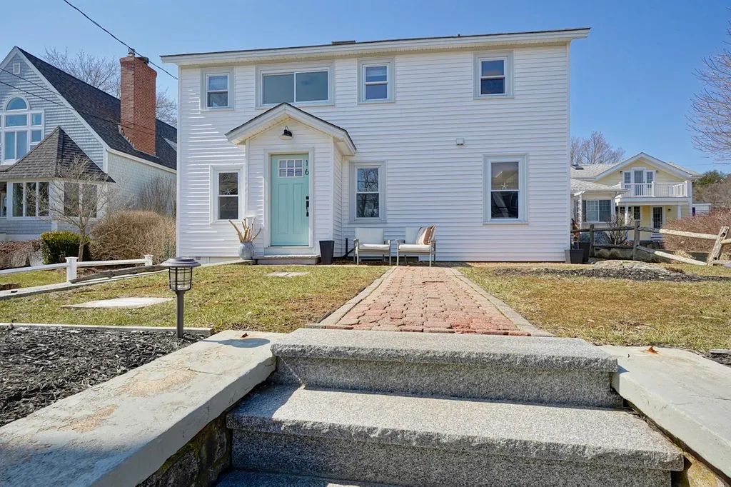 16 Ocean View Avenue Rye NH 03870