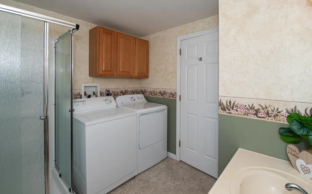 31 Saint John Lane Hampstead NH 03841