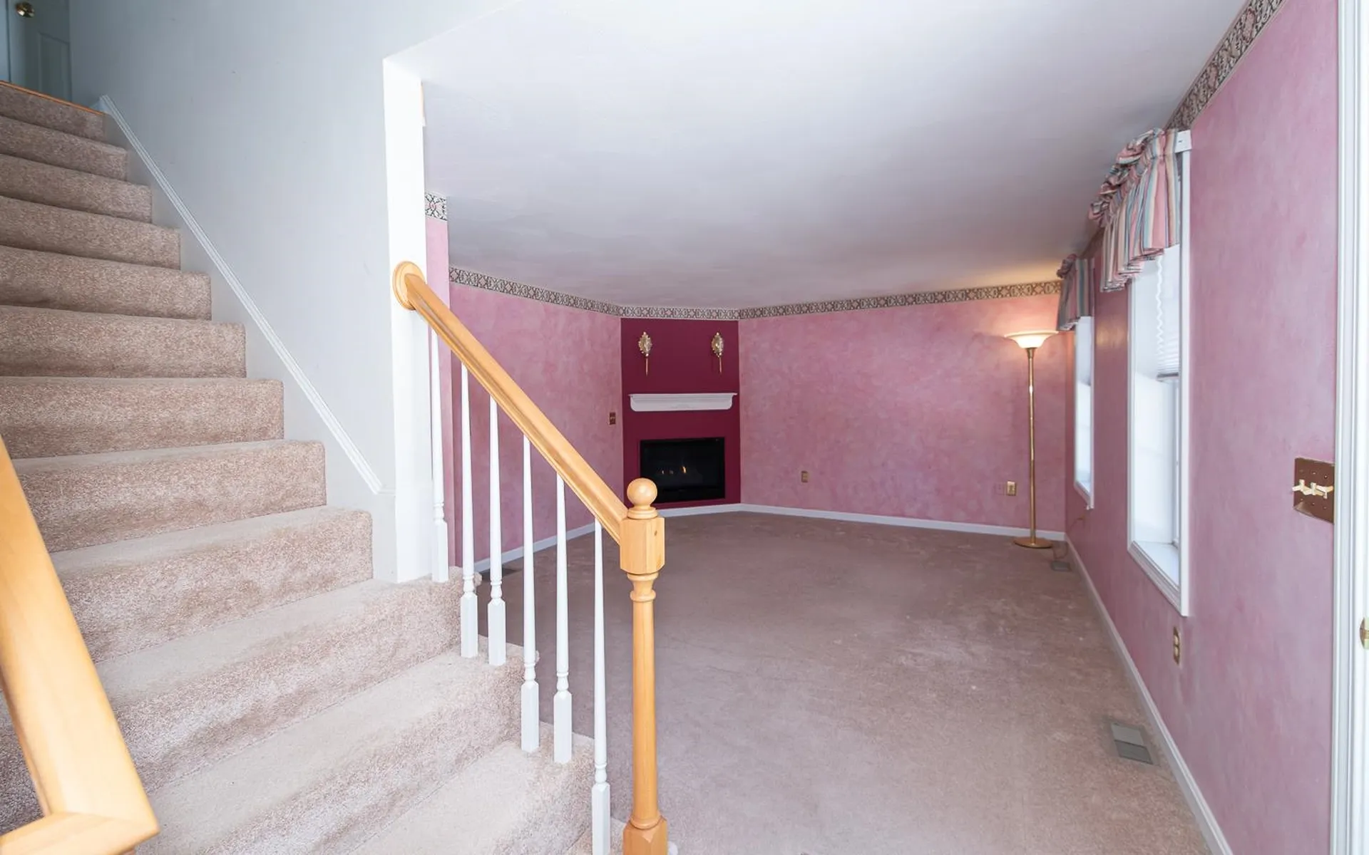 31 Saint John Lane Hampstead NH 03841