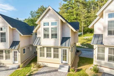 109 Weirs Boulevard Laconia NH 03246