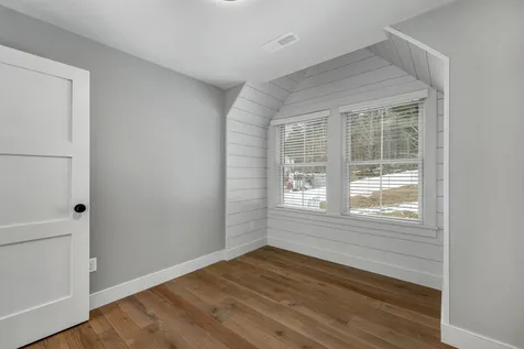 109 Weirs Boulevard Laconia NH 03246