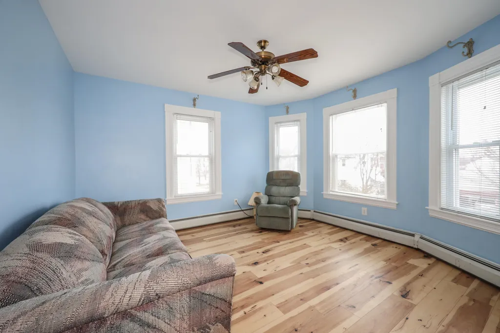 680 Rimmon Street Manchester NH 03102