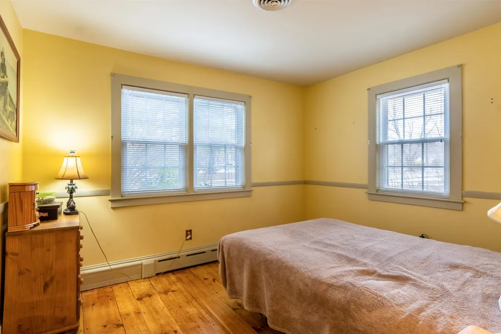 44 Cushing Avenue Nashua NH 03064