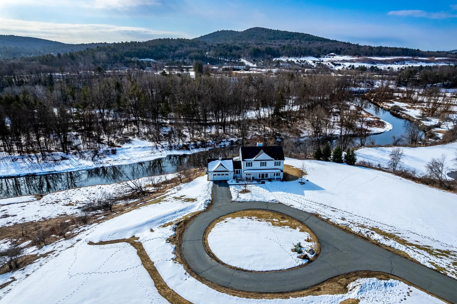 4 Black Bear Court Lebanon NH 03766
