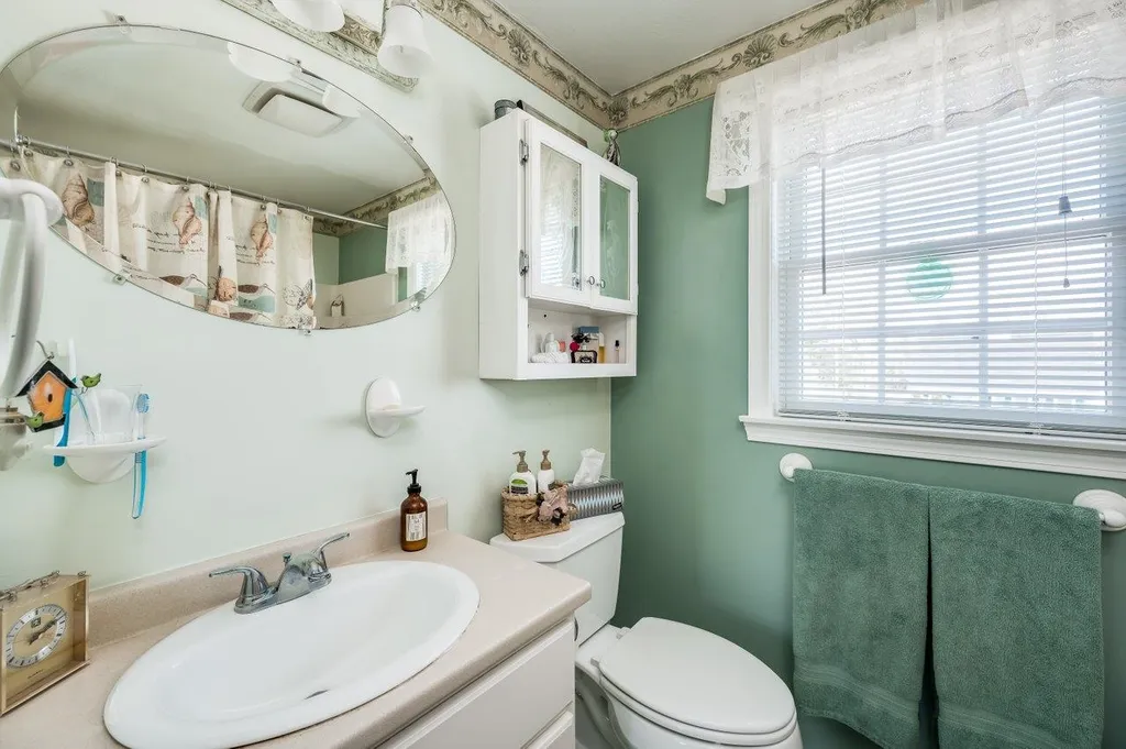 37 Reddington Landing Hampton NH 03842