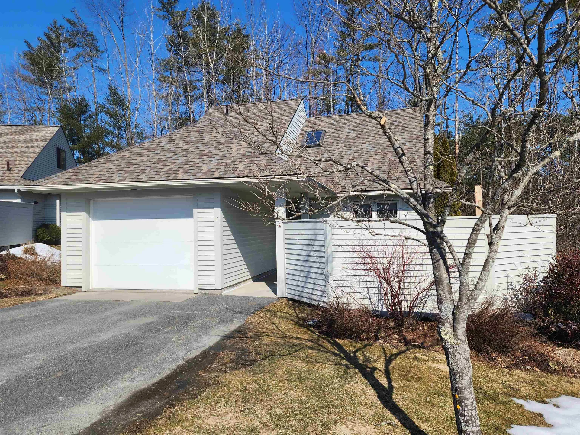 7 Cottage Court Hartford VT 05001