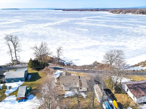 607 Holiday Point Road North Hero VT 05474