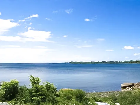 607 Holiday Point Road North Hero VT 05474