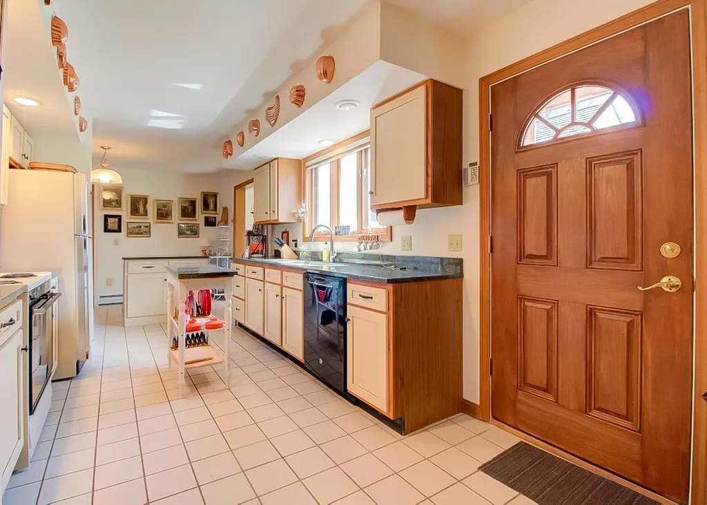 206 Lighthouse Point Road Isle La Motte VT 05463