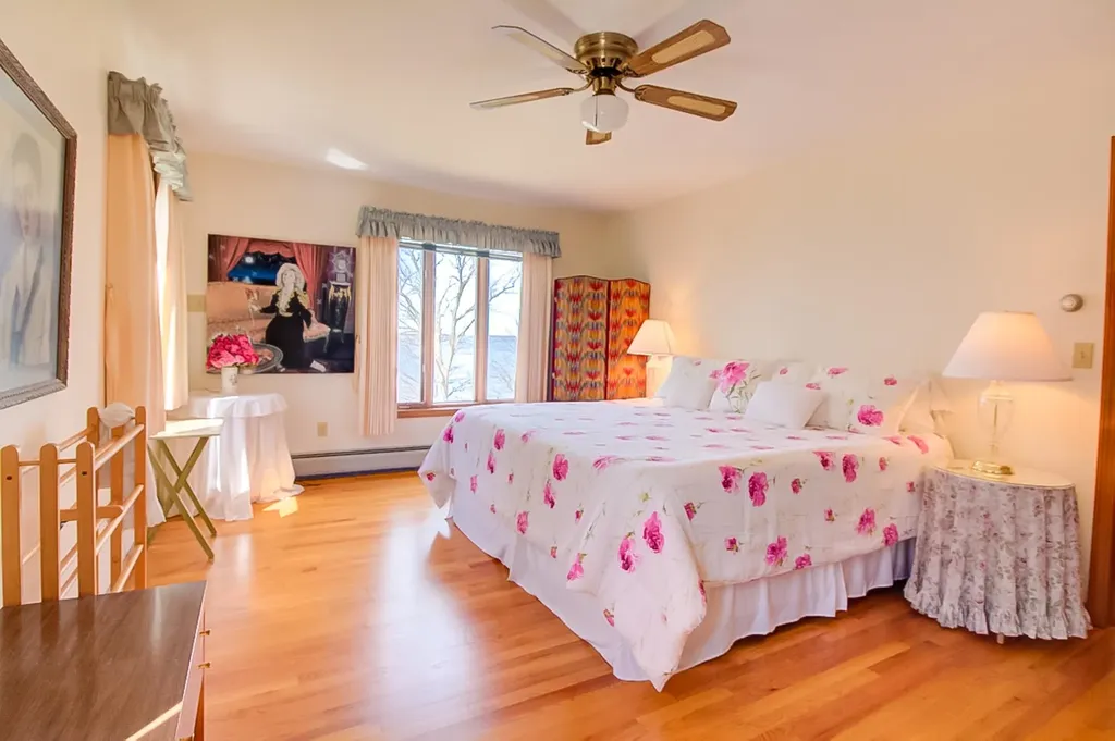 206 Lighthouse Point Road Isle La Motte VT 05463