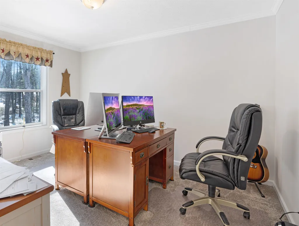 11 Blaine Court Rochester NH 03867
