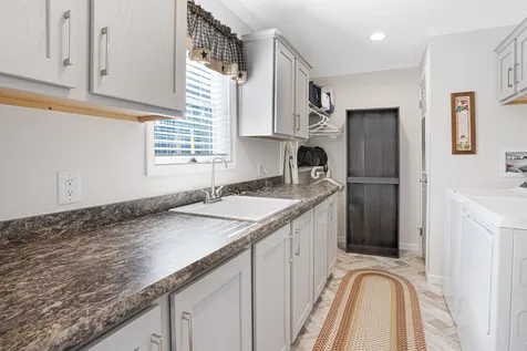 11 Blaine Court Rochester NH 03867