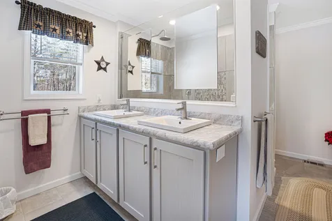 11 Blaine Court Rochester NH 03867
