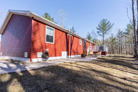 11 Blaine Court Rochester NH 03867